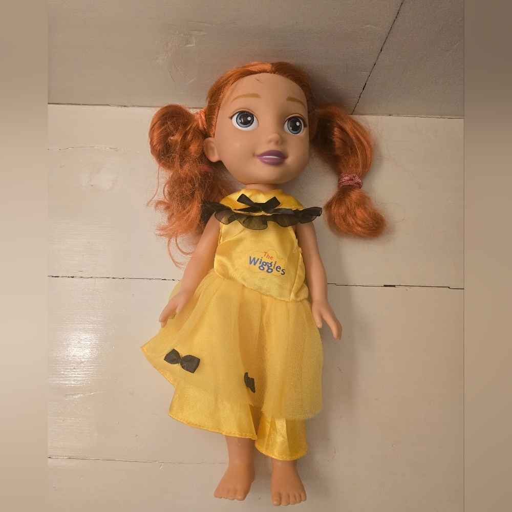 The WIGGLES EMMA  BALLERINA Doll W OUTFIT ORIGINAL